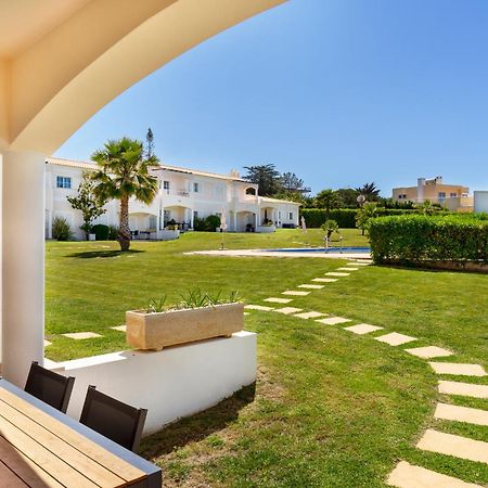Apartamento No Condominio Baia Village Com Piscina Albufeira Dış mekan fotoğraf