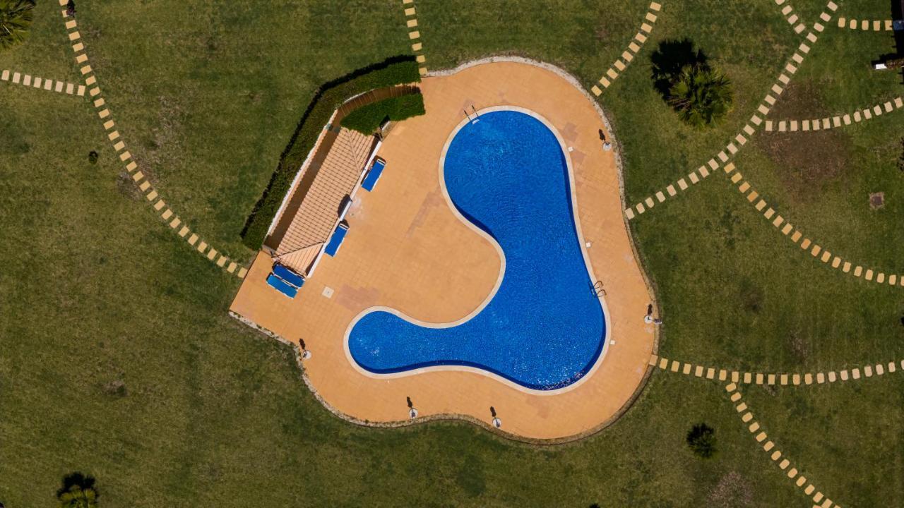 Apartamento No Condominio Baia Village Com Piscina Albufeira Dış mekan fotoğraf