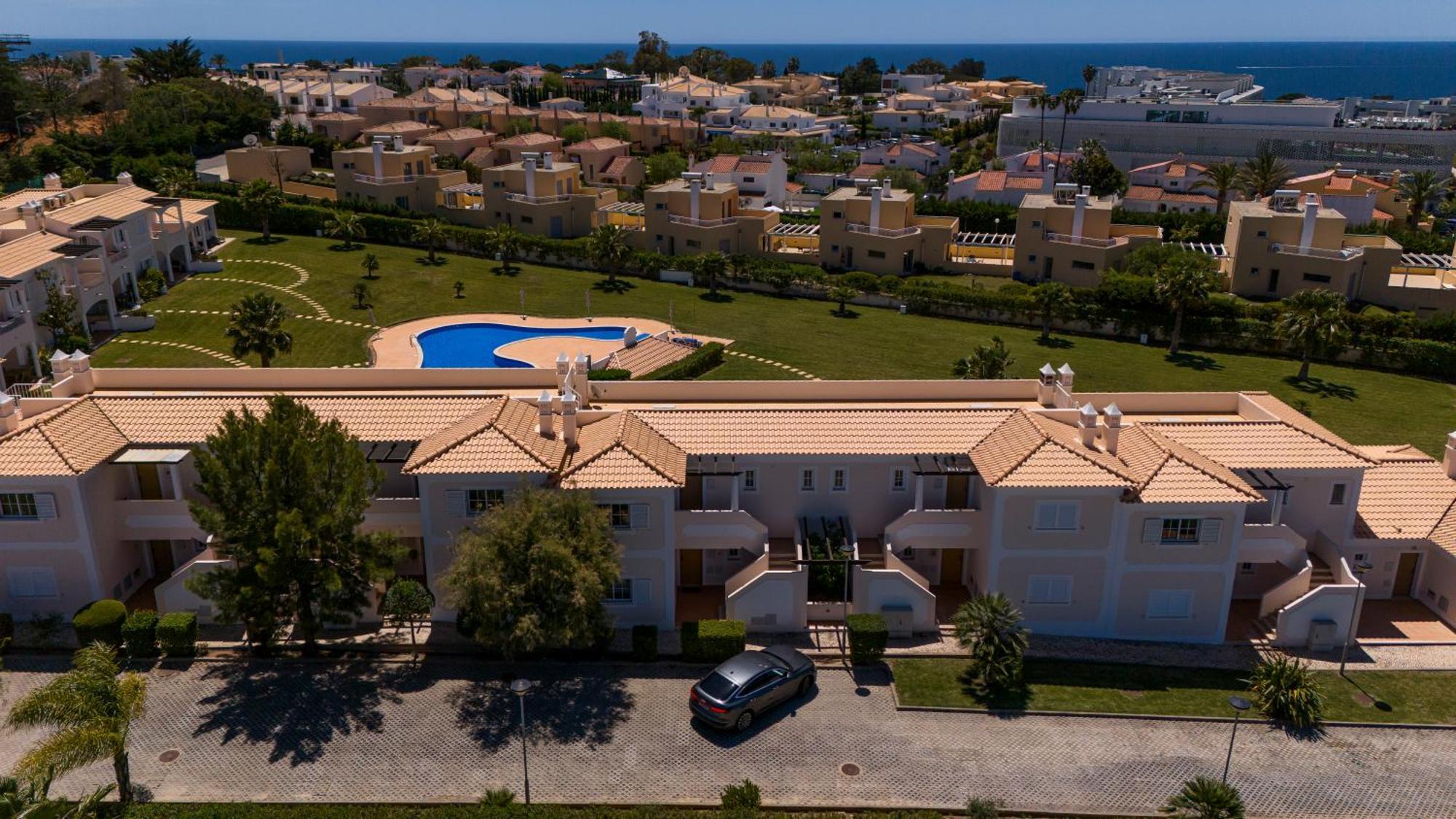 Apartamento No Condominio Baia Village Com Piscina Albufeira Dış mekan fotoğraf