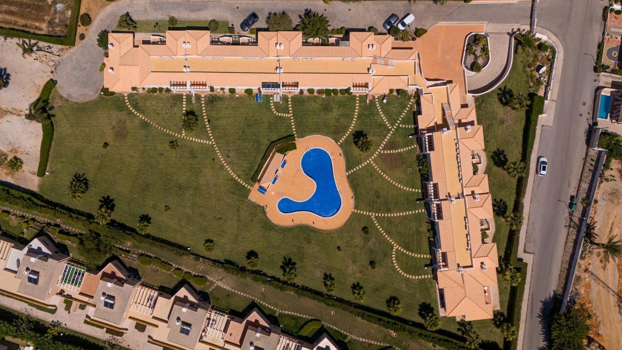 Apartamento No Condominio Baia Village Com Piscina Albufeira Dış mekan fotoğraf