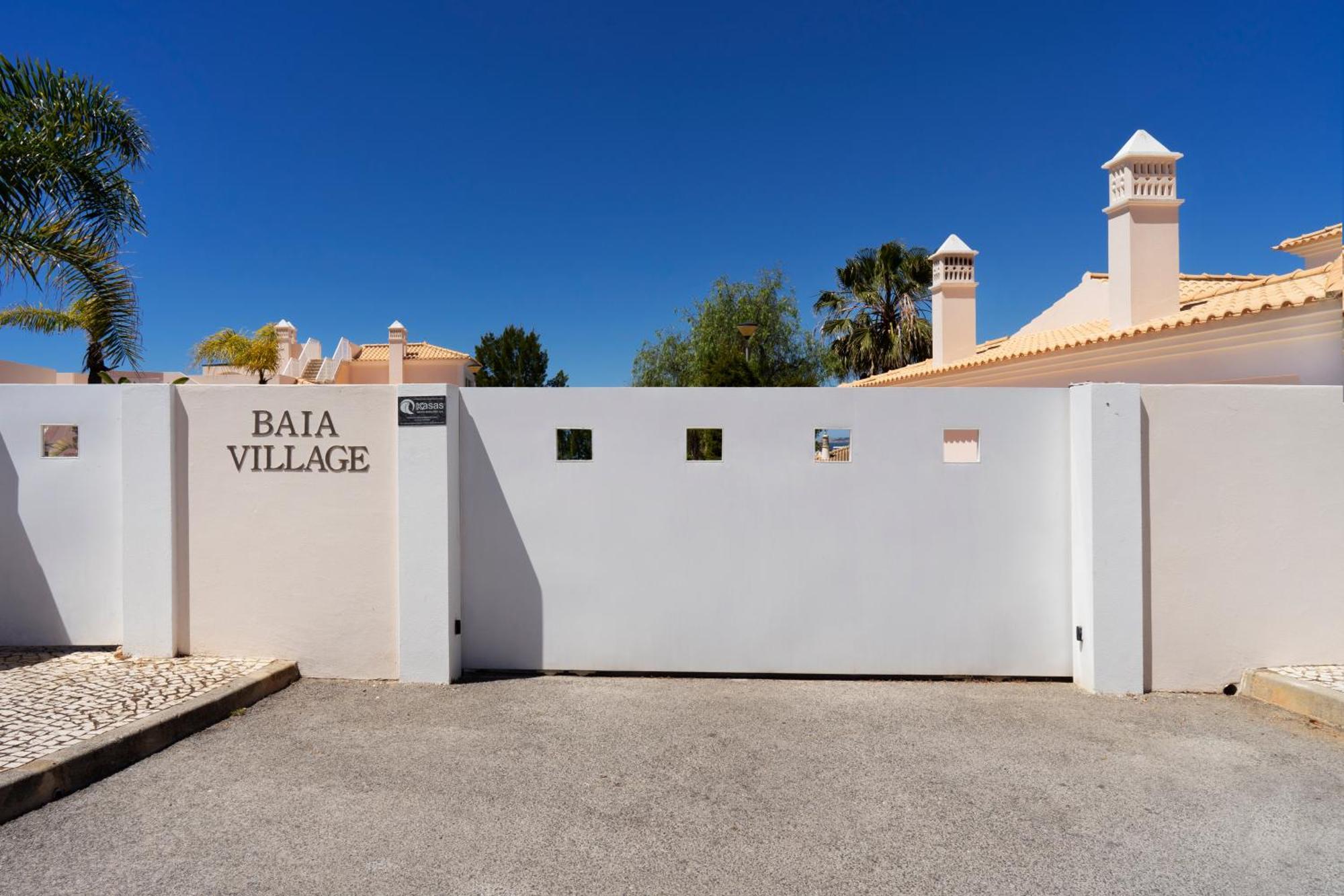 Apartamento No Condominio Baia Village Com Piscina Albufeira Dış mekan fotoğraf